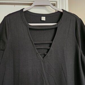 Women's Cutout Deep V Neck Choker Tee Short Sleeve Size L